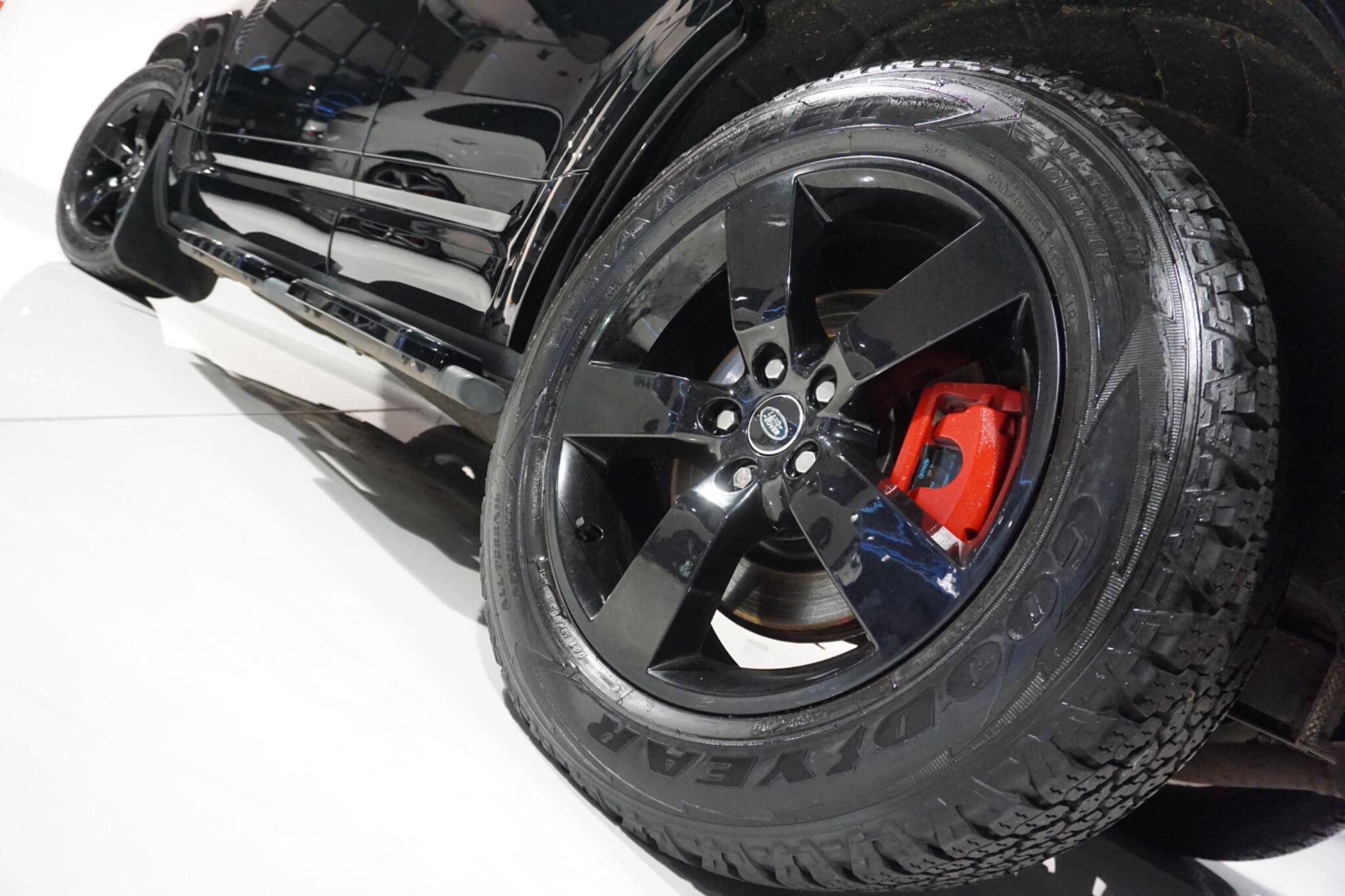 Land Rover Defender 110 2.0 P400e 15.4kWh XS Edition SUV 5dr Petrol Plug-in Hybrid Auto 4WD Euro 6 (s/s) (404 ps)